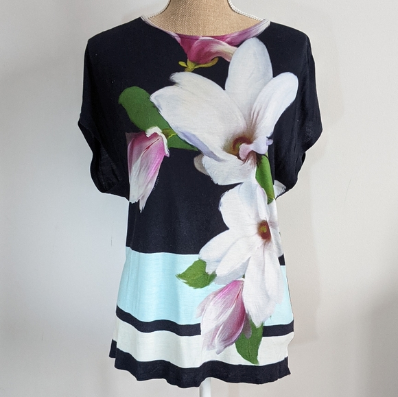 Ted Baker London Tops - Ted Baker London Black Floral Short Sleeve Tee